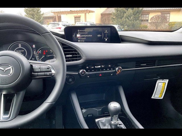 2026 Mazda Mazda3 Premium - Photo 7