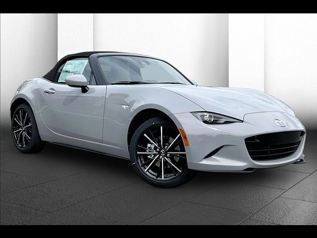 2026 Mazda MX-5 Miata Grand Touring's photo