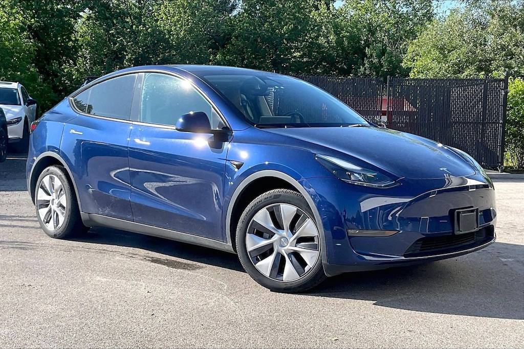 Used 2024 Tesla Model Y Long Range SUV