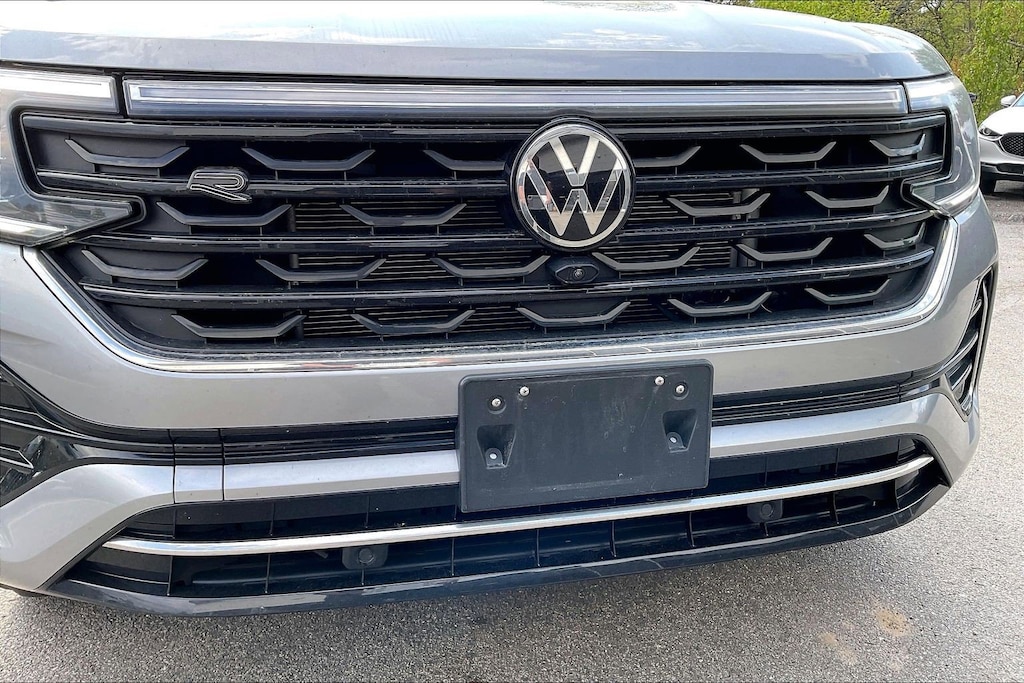 Used 2024 Volkswagen Atlas 2.0T SEL Premium R-Line SUV