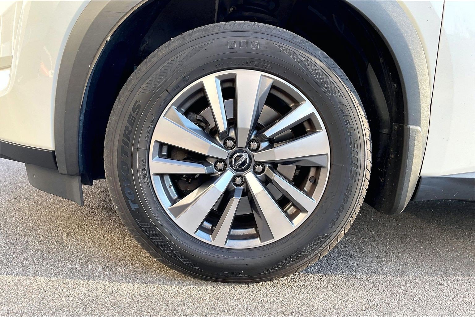 Used 2022 Nissan Pathfinder SL SUV