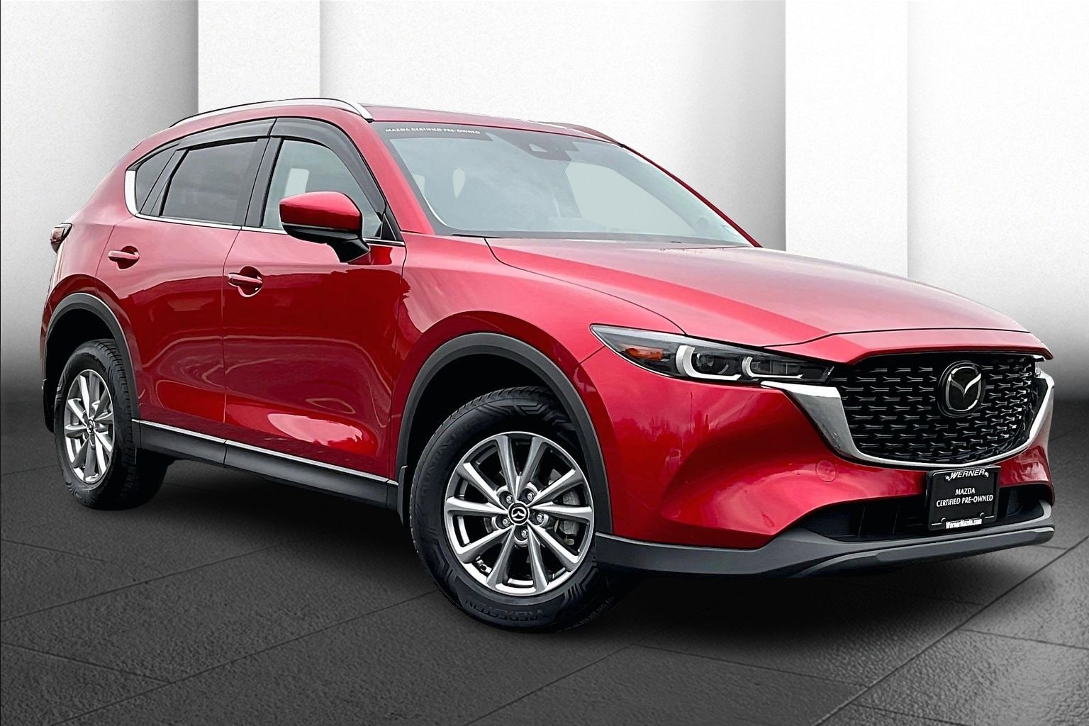 2022 Mazda CX-5 S Preferred package's photo