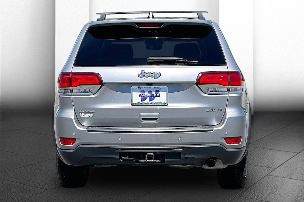 Used 2020 Jeep Grand Cherokee Laredo SUV