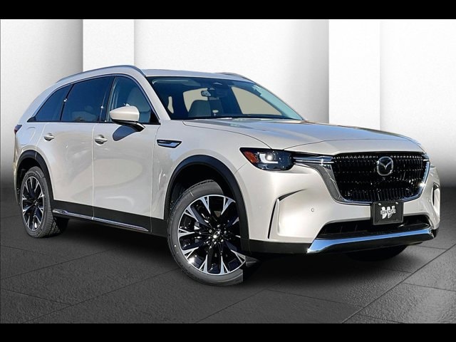 2025 Mazda CX-90 Premium Plus Package's photo