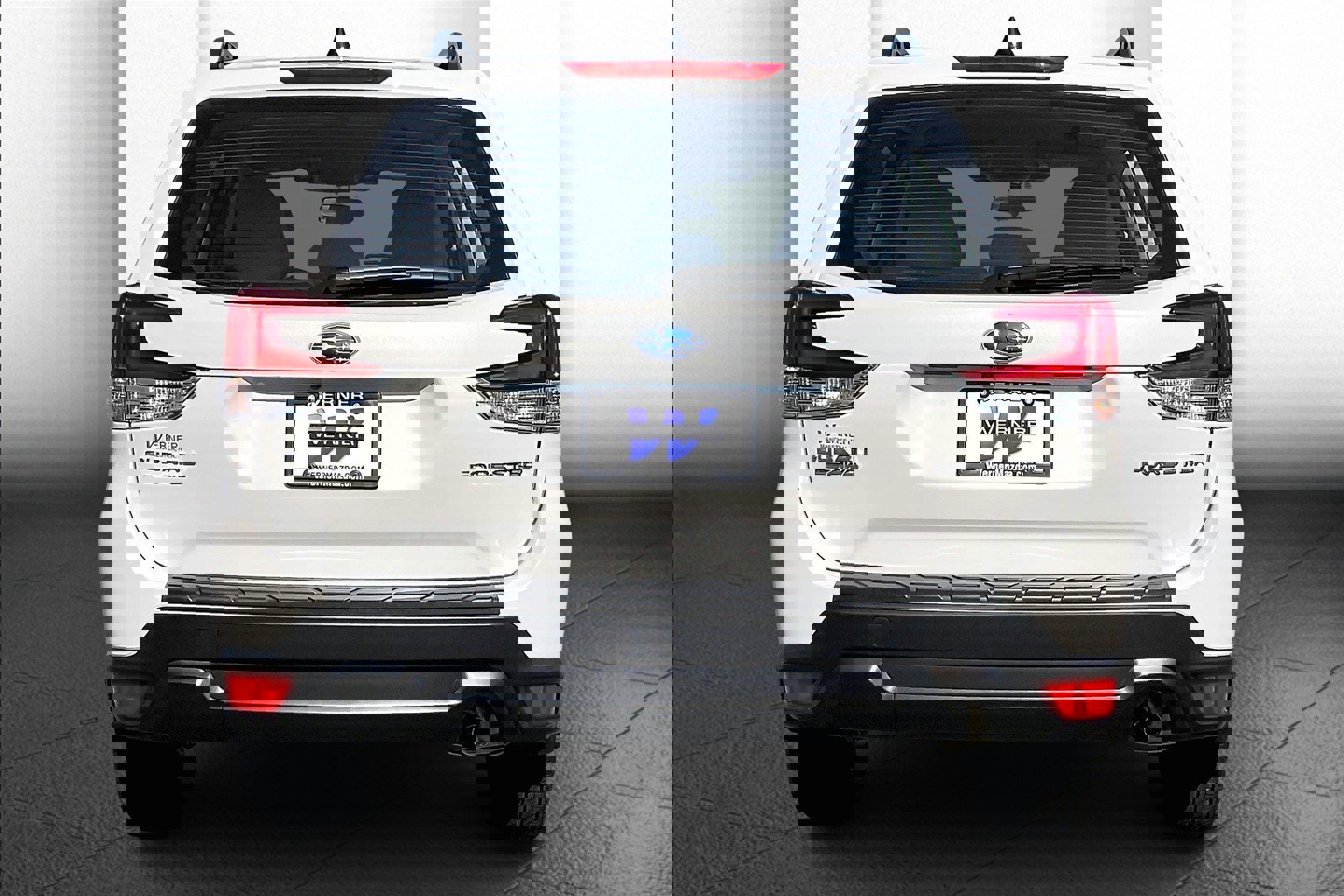 2024 Subaru Forester Base photo 3
