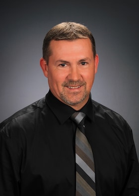 Staff member Michael Heintz from ID_15e663cf56d7