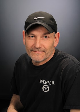 Staff member Arthur Vachon from ID_fd509313f28b