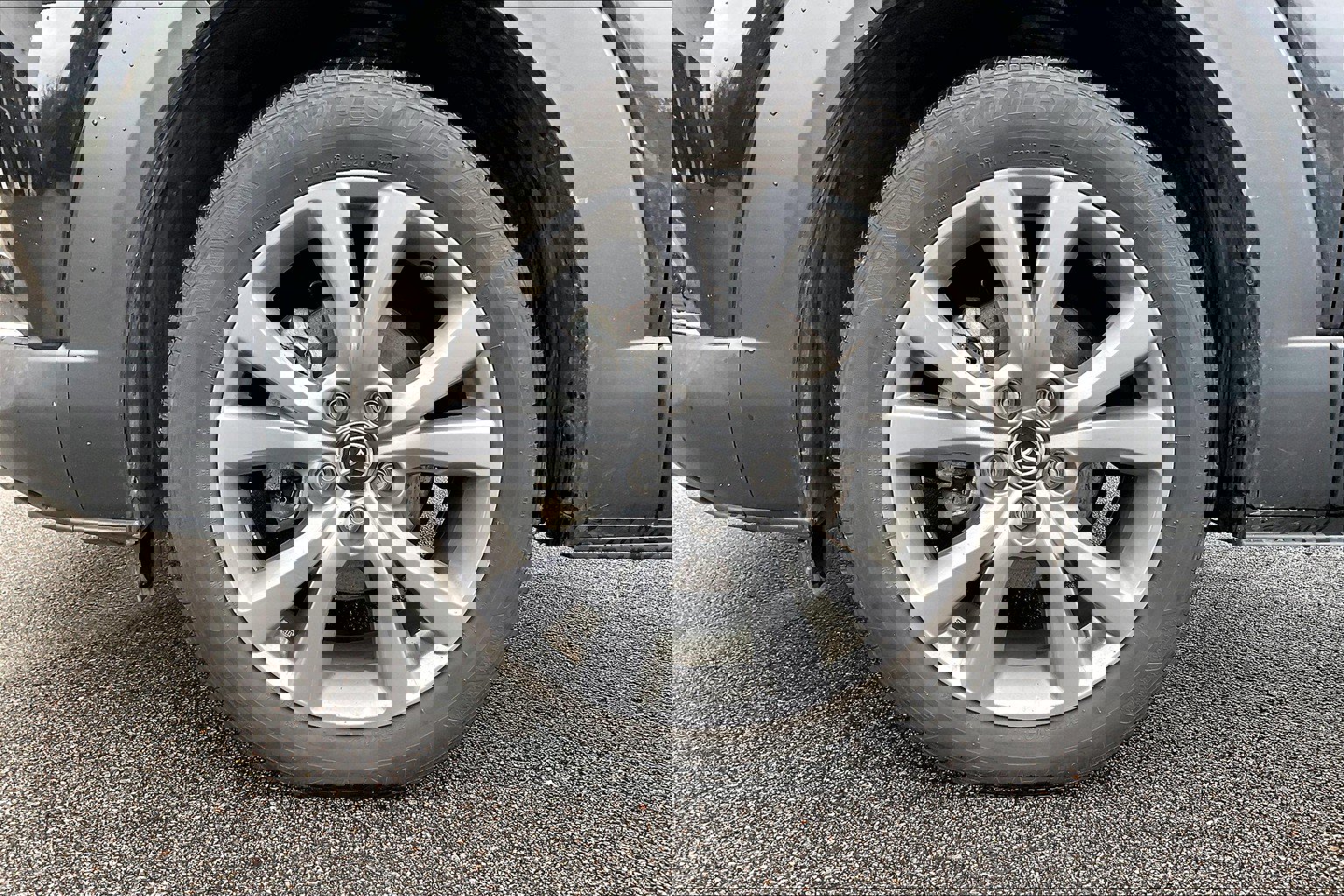 2023 Mazda CX-30 2.5 S Preferred photo 2