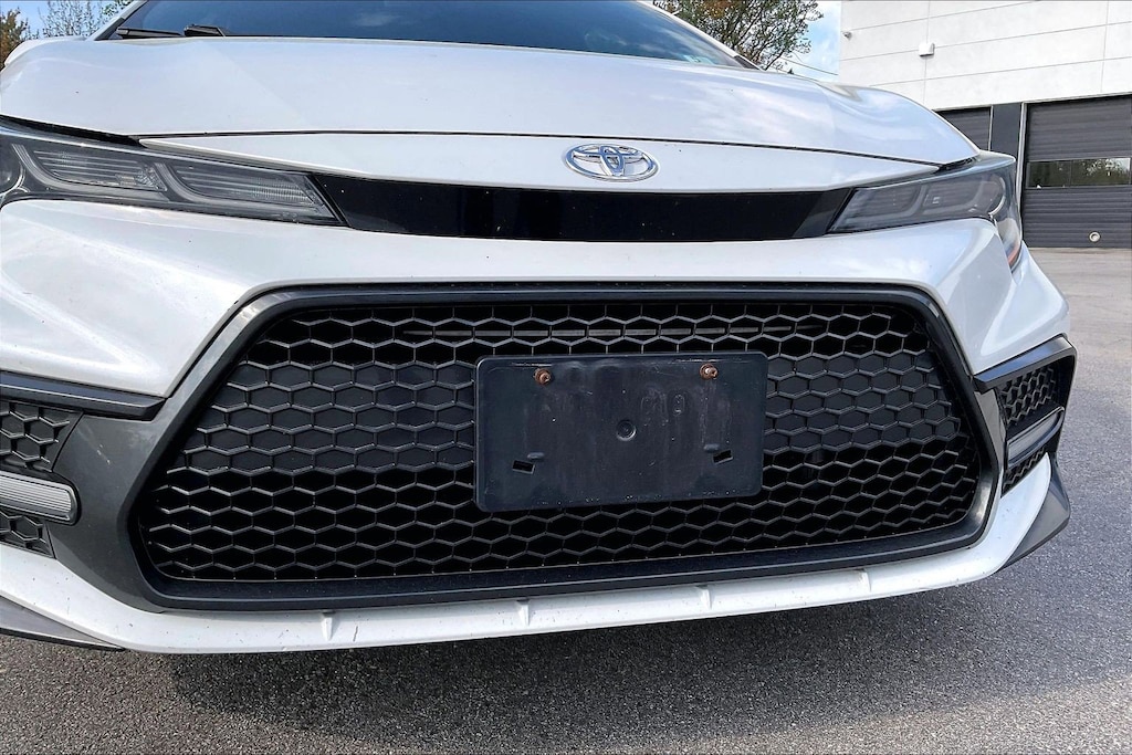 Used 2020 Toyota Corolla SE Sedan