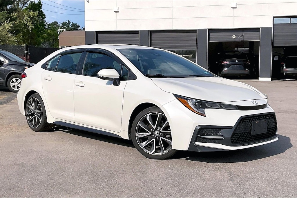 Used 2020 Toyota Corolla SE Sedan