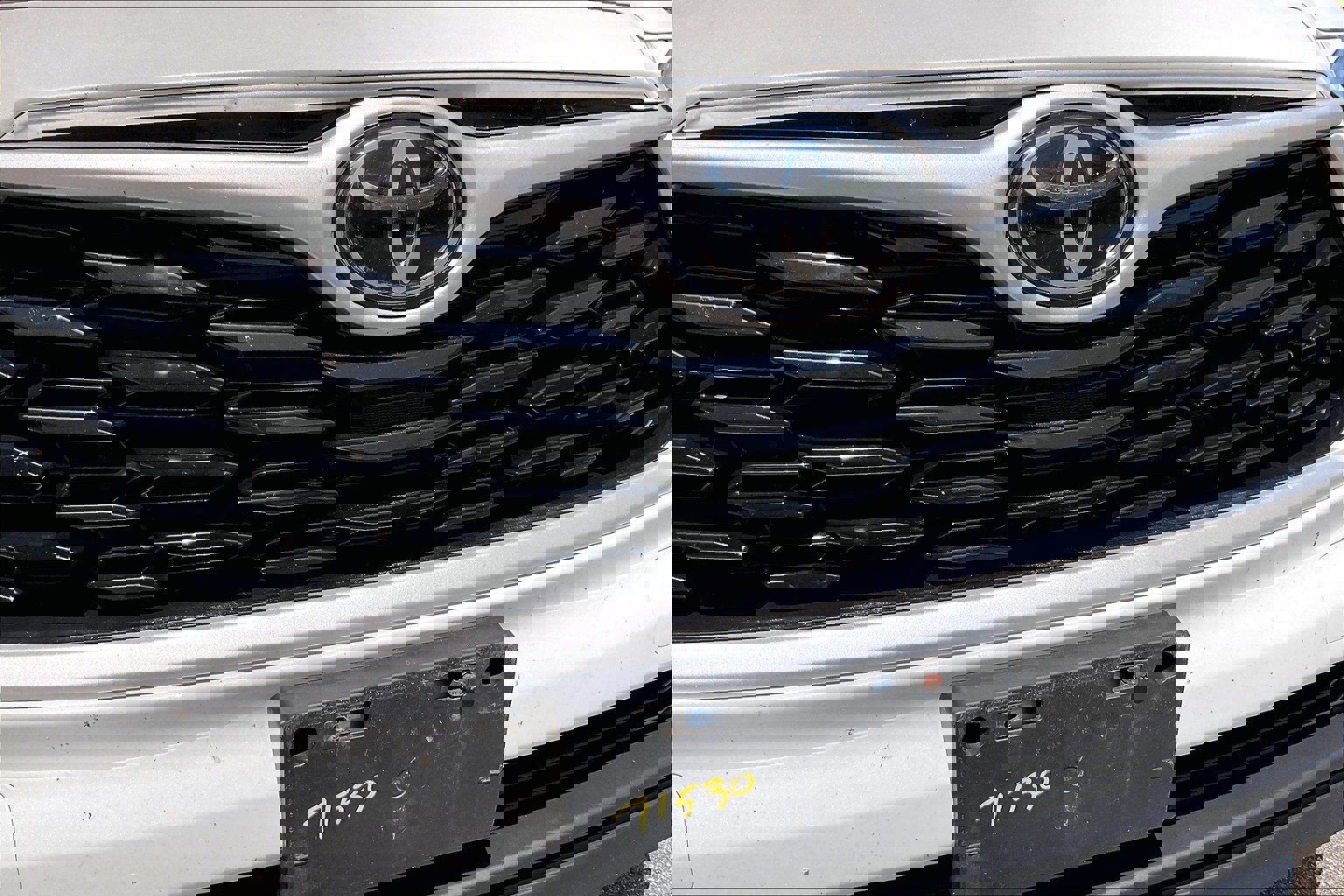 2022 Toyota Highlander XLE photo 2