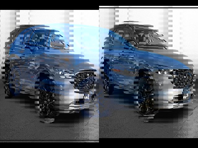 2025 Mazda CX-5 S Carbon Edition's photo