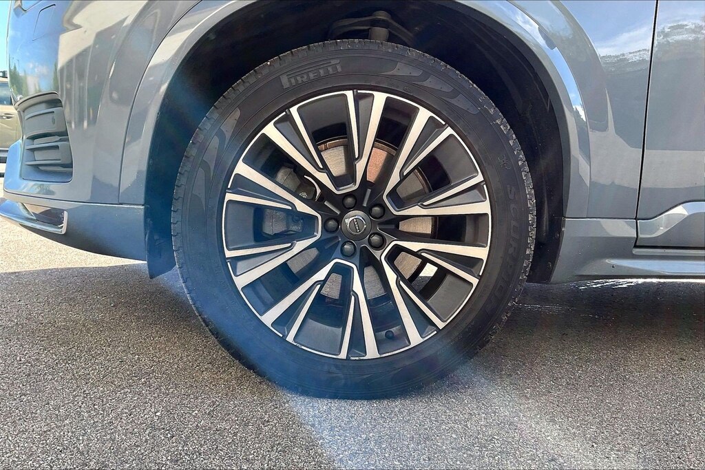 Used 2022 Volvo XC90 T6 AWD Momentum 7 Seater SUV