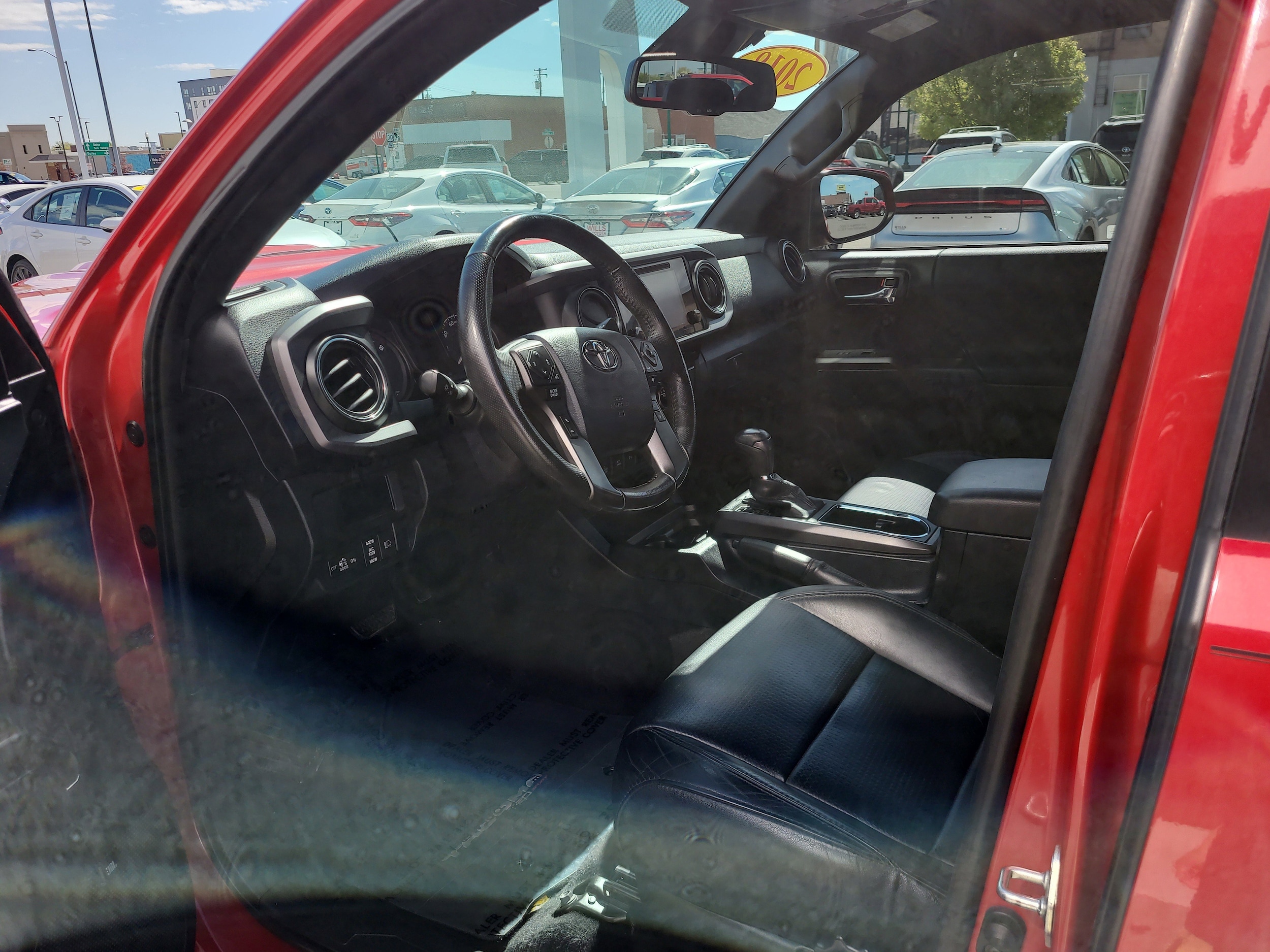 Used 2018 Toyota Tacoma TRD Sport with VIN 5TFAZ5CN3JX064170 for sale in Twin Falls, ID