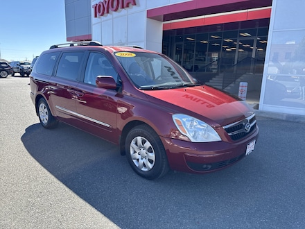 2008 Hyundai Entourage GLS Van