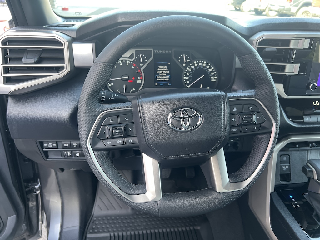 New 2026 Toyota Tundra SR5 w/Convenience Pkg Truck CrewMax