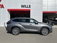 2025 Toyota Highlander Platinum SUV