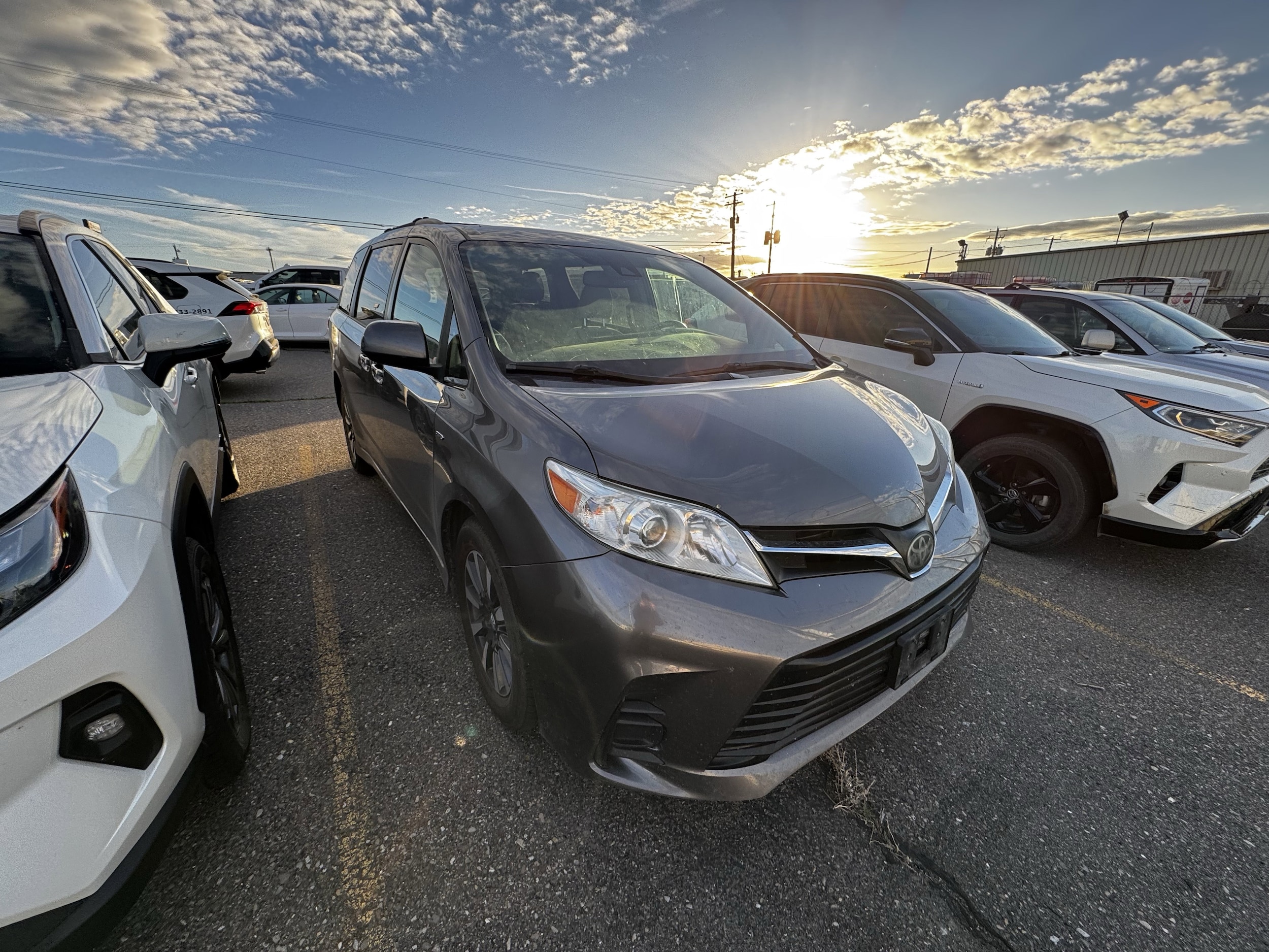 2018 Toyota Sienna LE