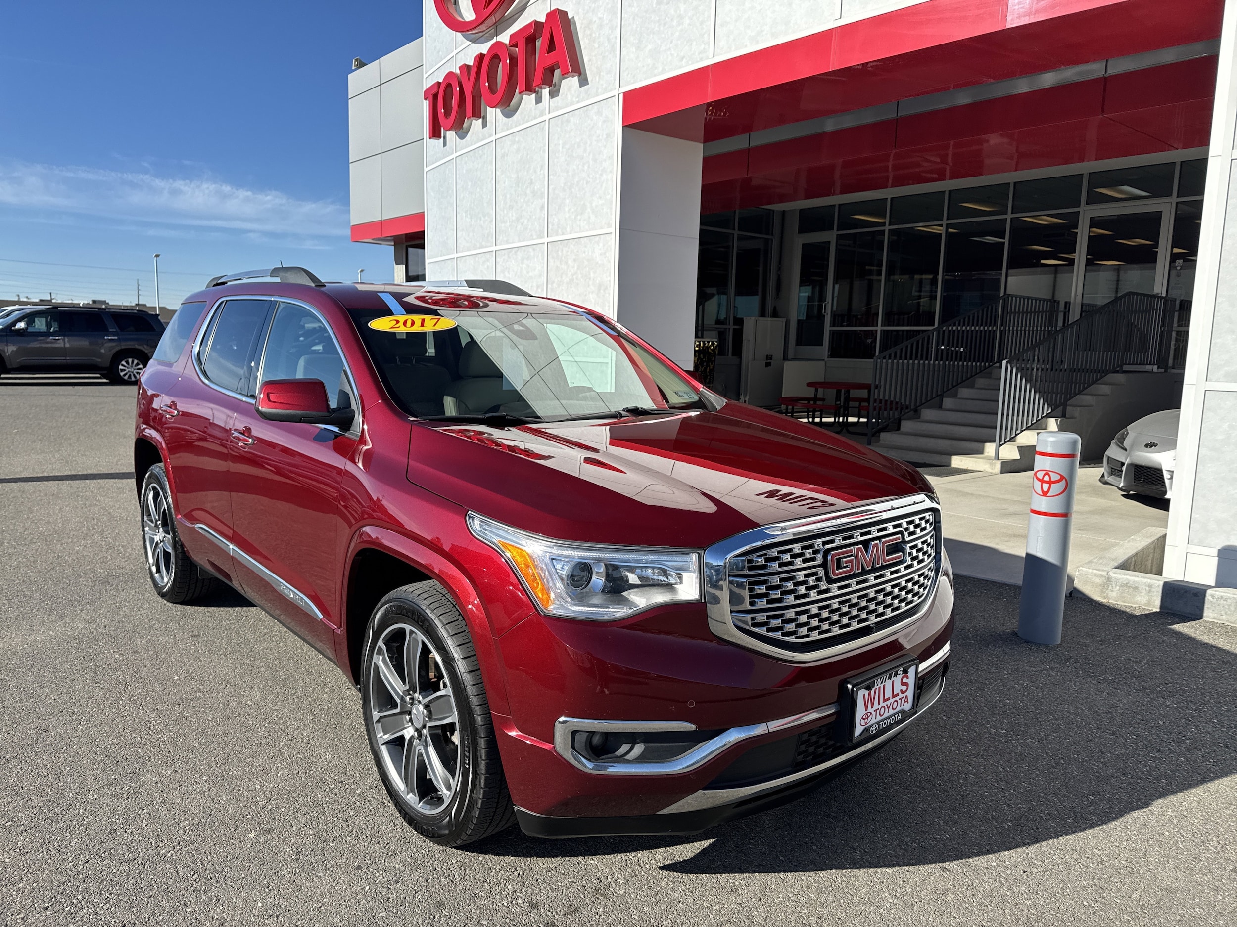 2017 GMC Acadia Denali's photo