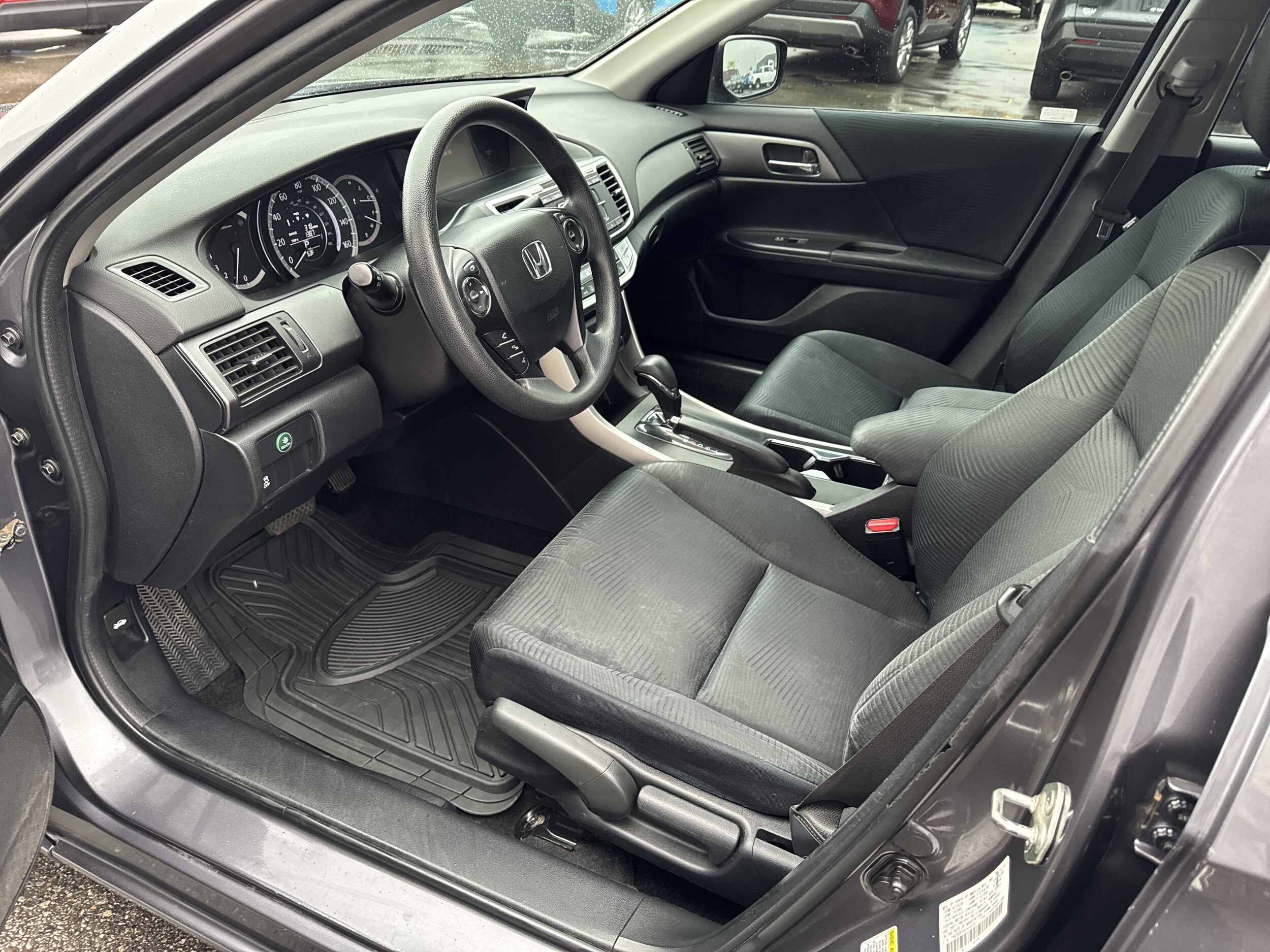 2014 Honda Accord LX photo 2