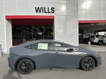 2026 Toyota Prius Plug-in Hybrid SE w/Front & Rear Parking Assist & Auto Braking Hatchback