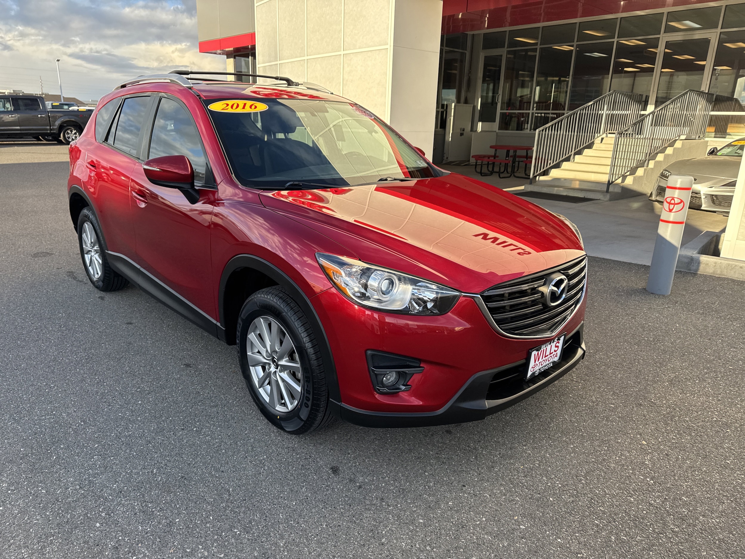 2016 Mazda CX-5 Touring's photo