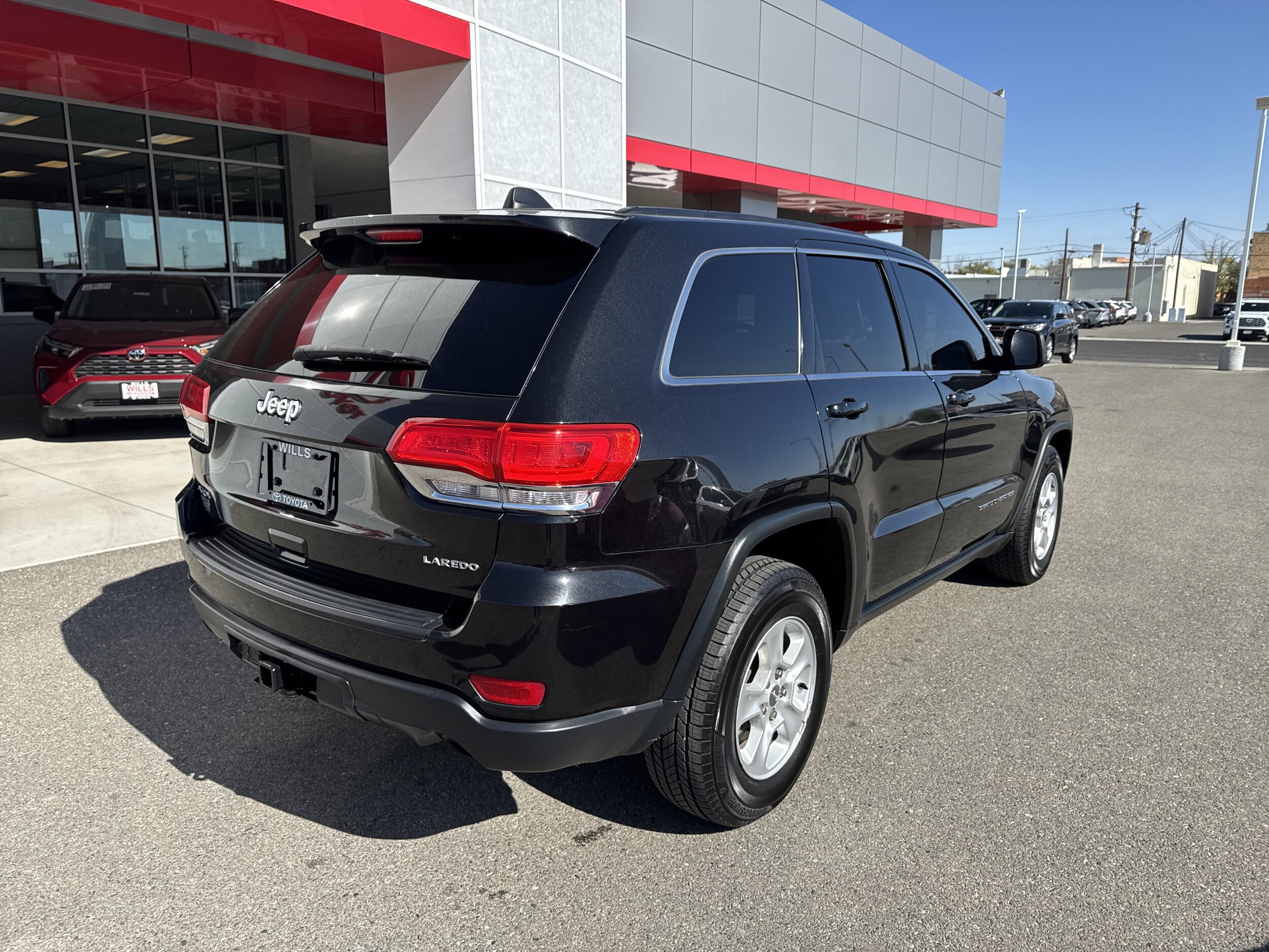 2014 Jeep Grand Cherokee Laredo photo 4