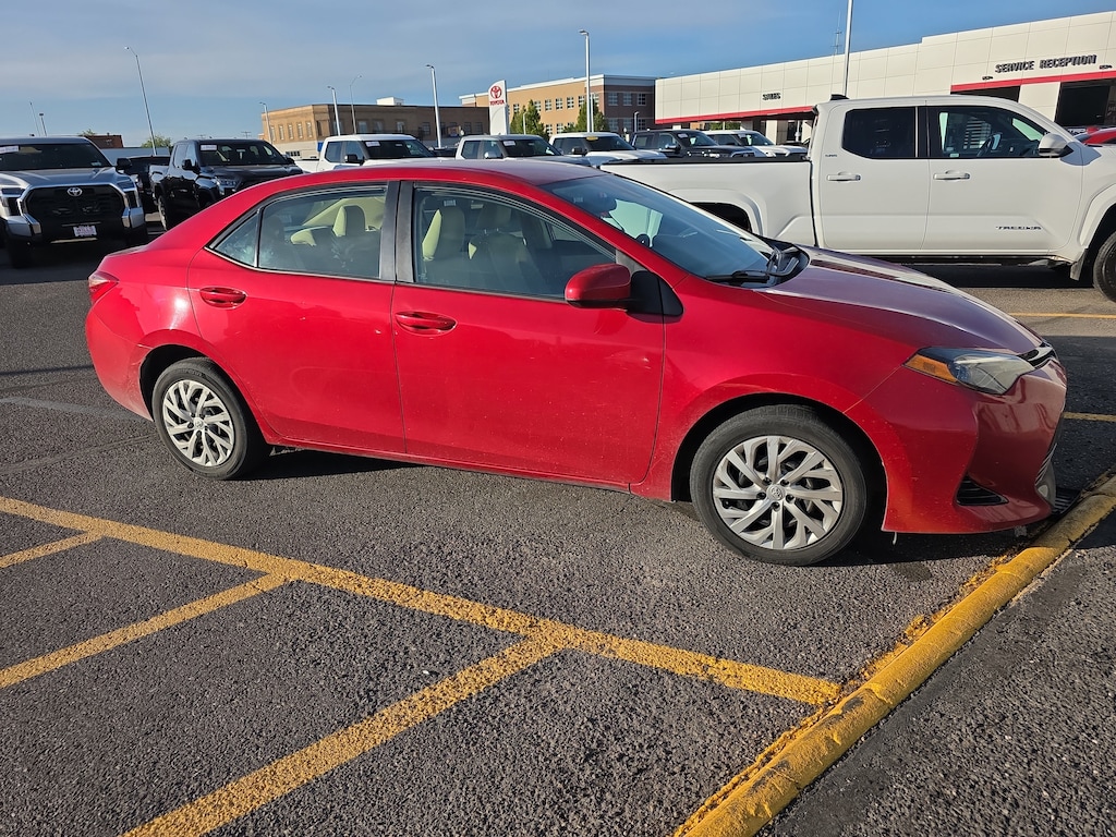 Used 2018 Toyota Corolla LE Sedan