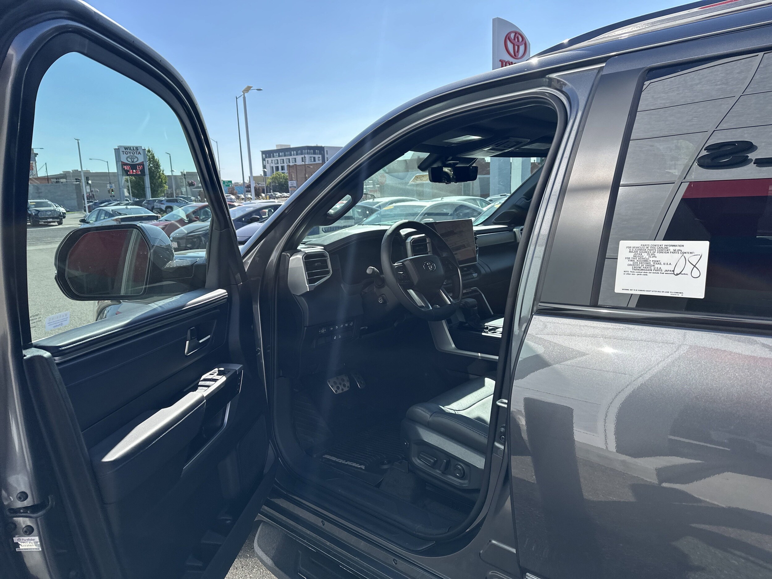 2025 Toyota Sequoia Platinum photo 2