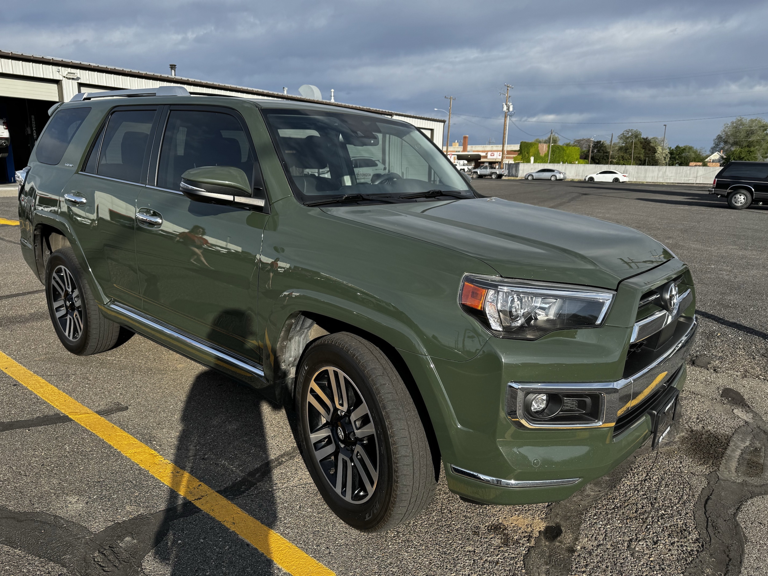 2022 Toyota 4Runner Limited 4WD V6's photo