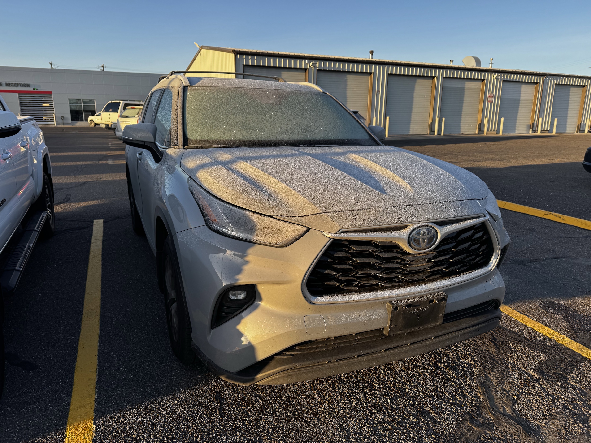 2022 Toyota Highlander Bronze Edition's photo