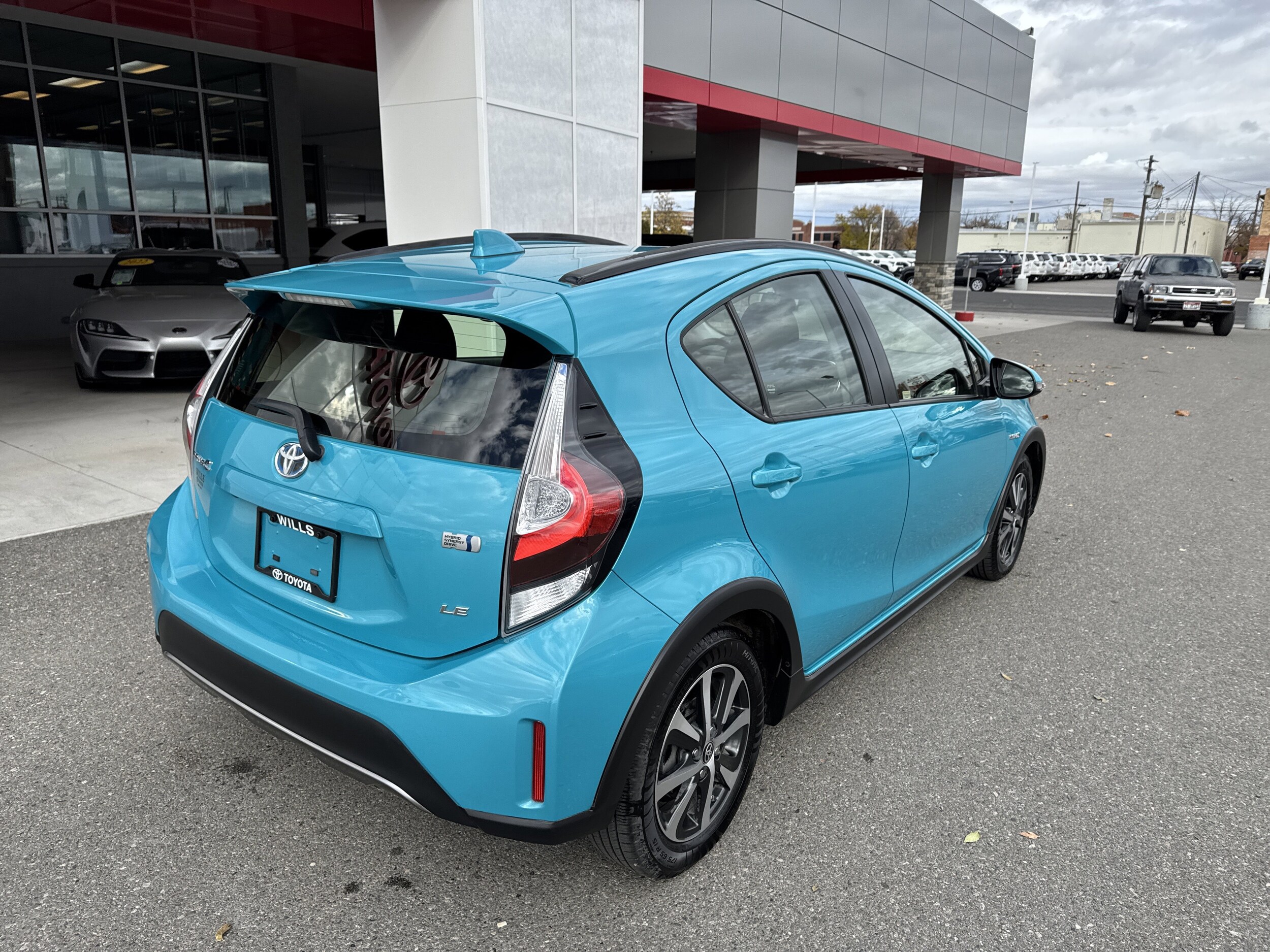 2019 Toyota Prius C LE photo 4