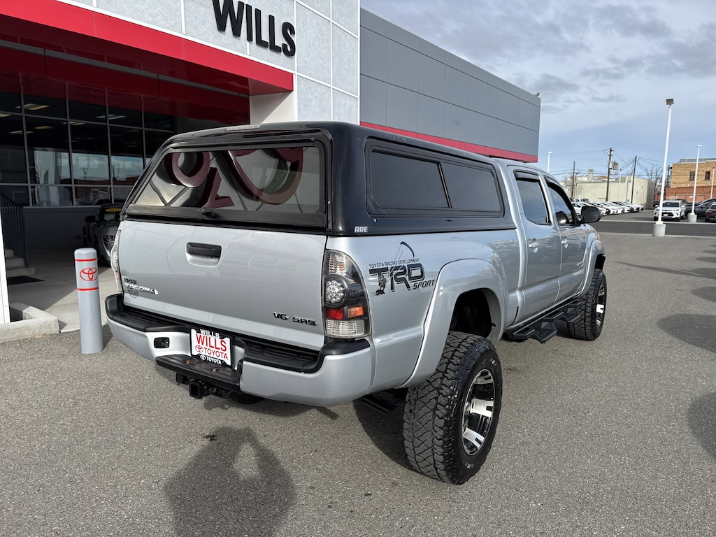 Used 2008 Toyota Tacoma V6 4x4 w/Camper Shell Truck Double-Cab