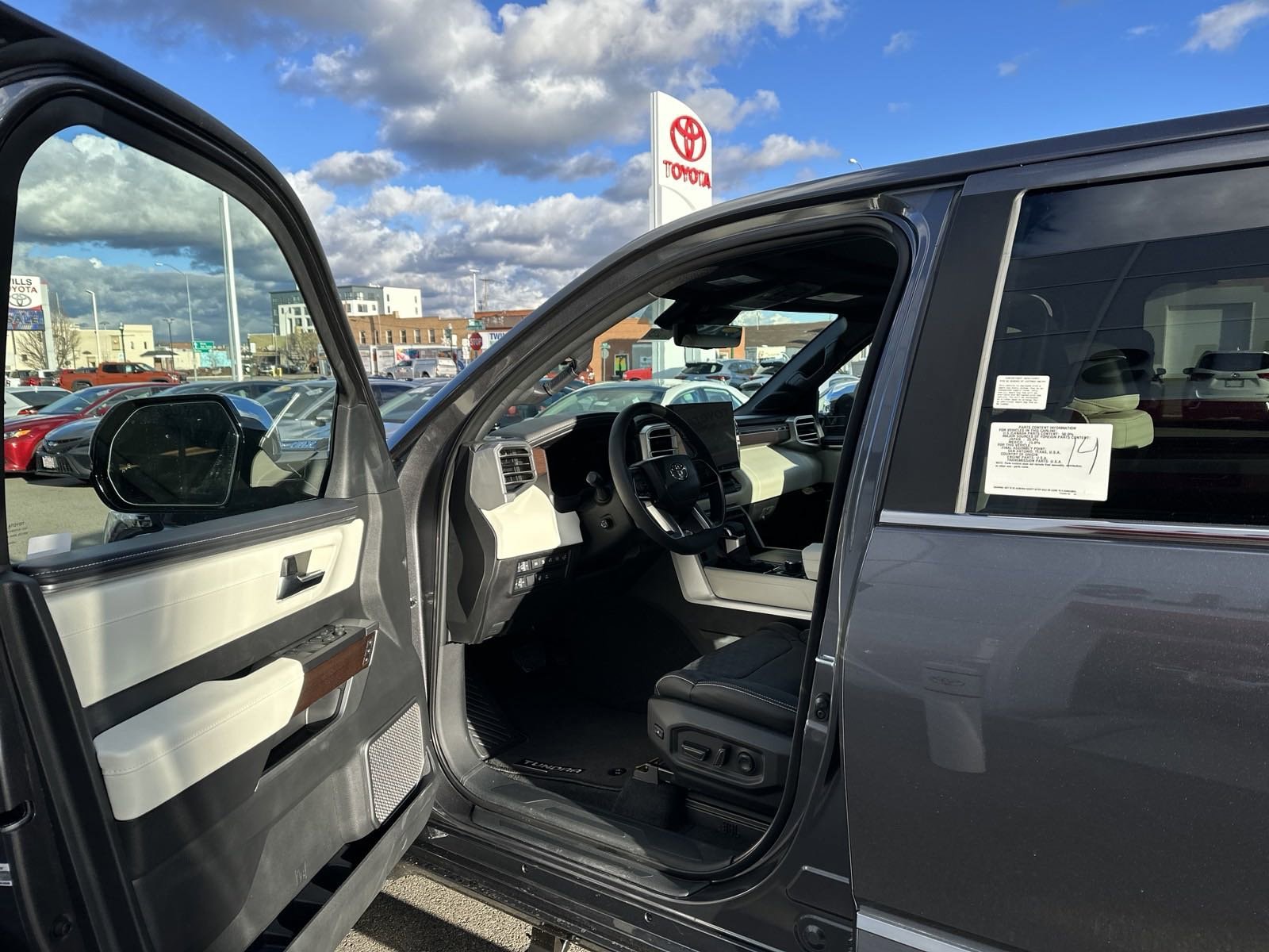 Used 2024 Toyota Tundra Capstone with VIN 5TFVC5DB1RX063117 for sale in Twin Falls, ID