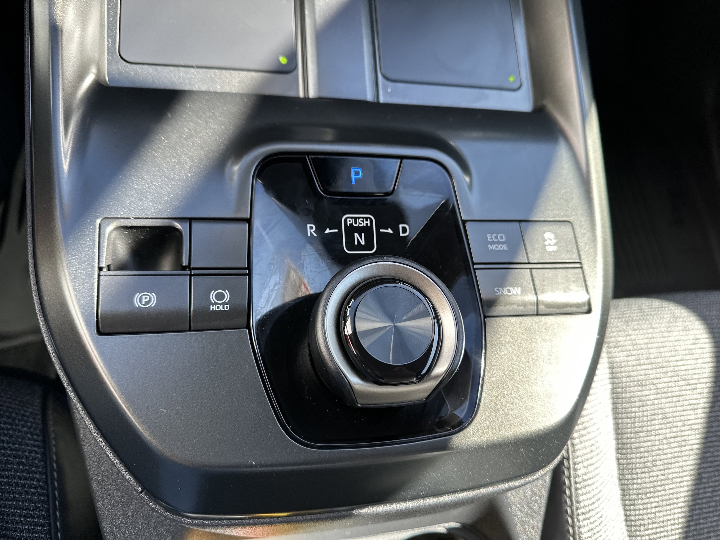 2026 Toyota bZ XLE - Photo 23