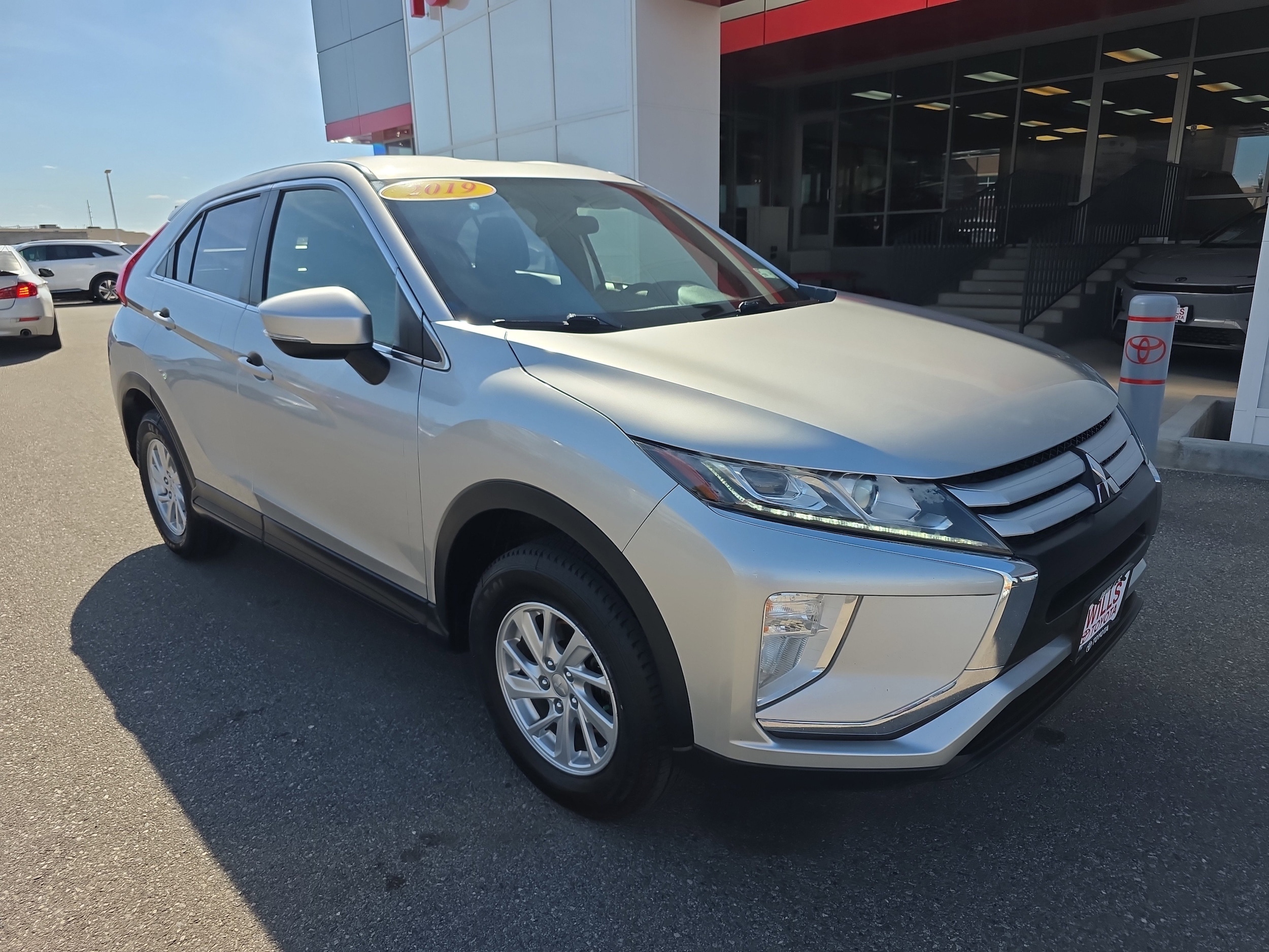 2019 Mitsubishi Eclipse Cross ES S-AWC's photo