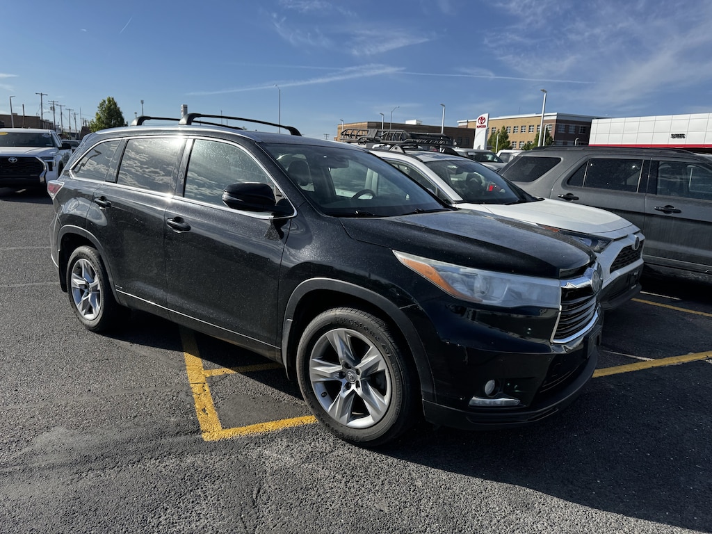 Used 2015 Toyota Highlander Limited V6 SUV