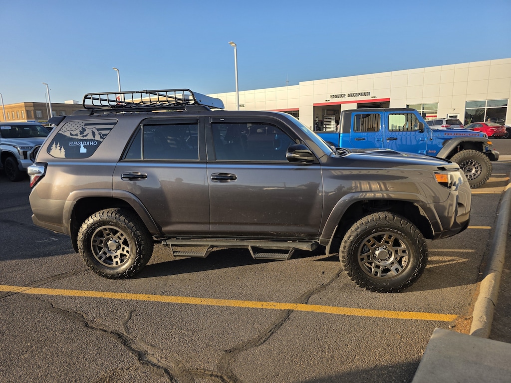 Used 2020 Toyota 4Runner Venture SUV