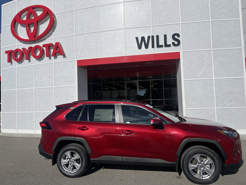 New 2025 Toyota RAV4 XLE SUV