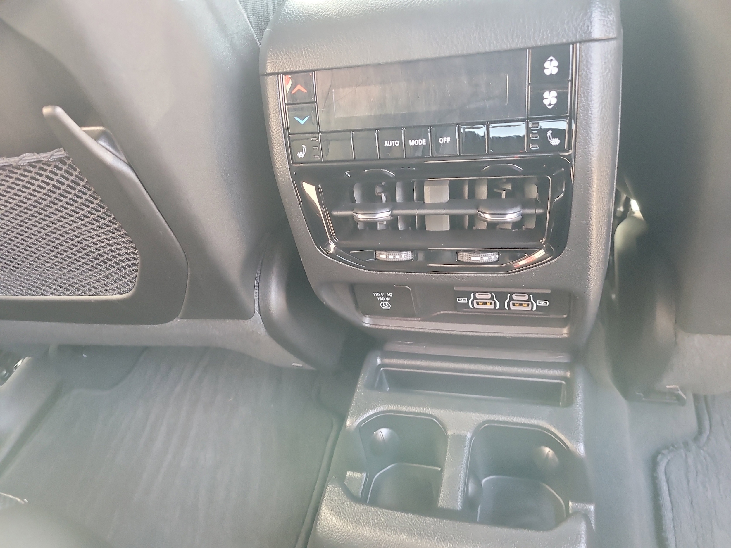 2024 Jeep Grand Cherokee L Overland - Photo 17