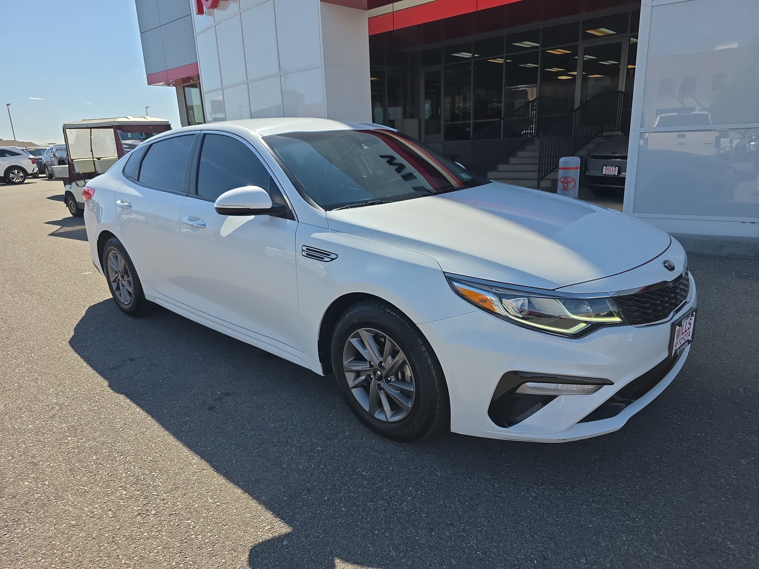 2020 Kia Optima LX AT's photo