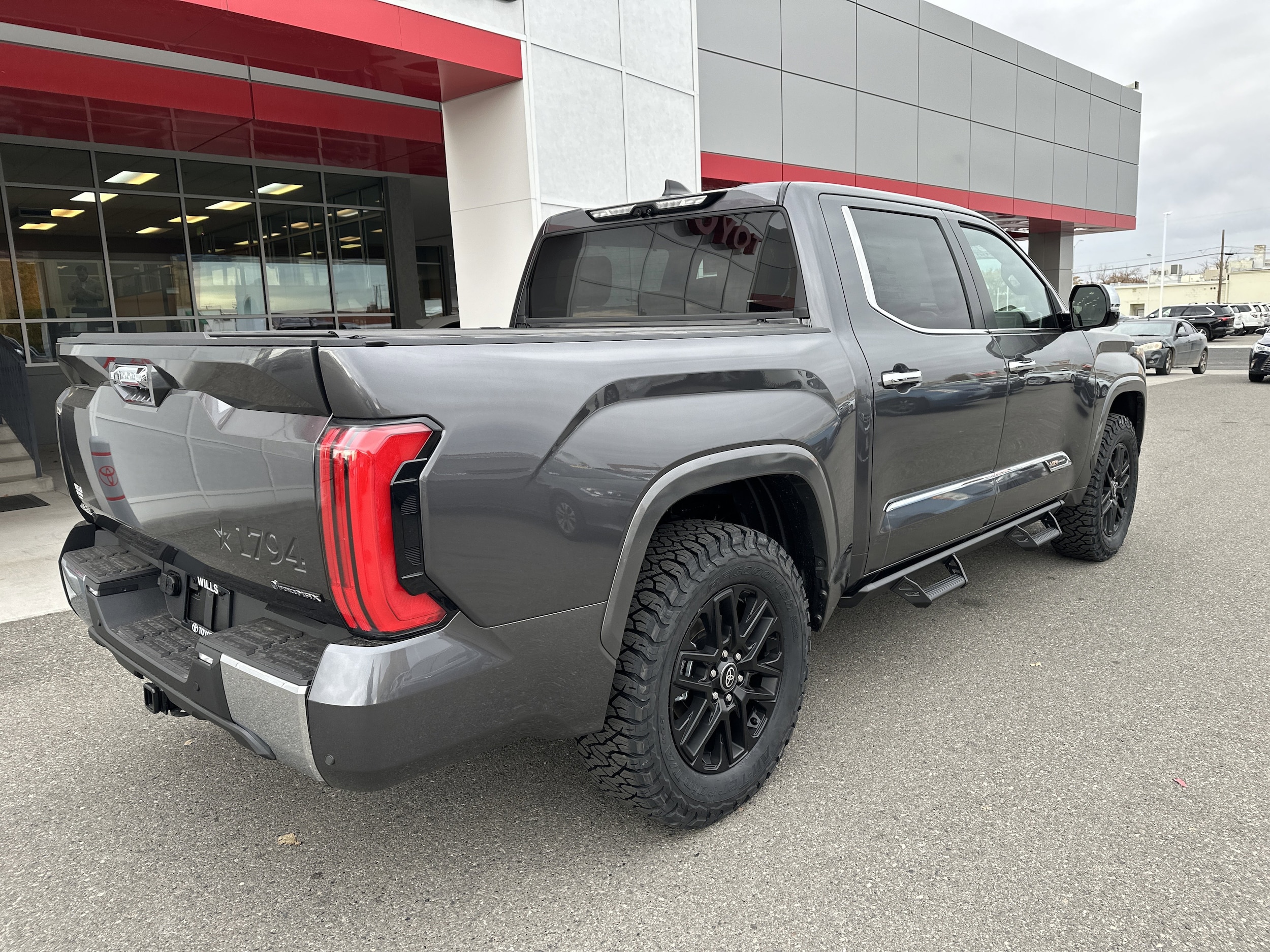 2026 Toyota Tundra 1794 Edition - Photo 6