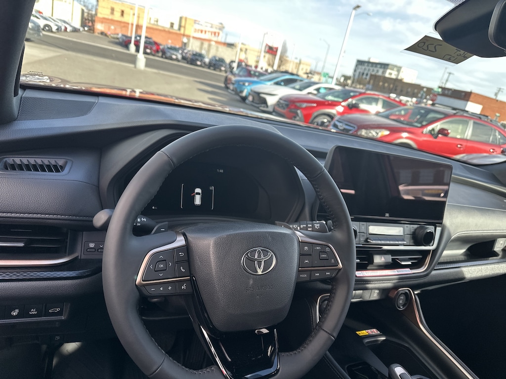 New 2026 Toyota Grand Highlander Hybrid MAX Limited w/Panoramic Moonroof SUV