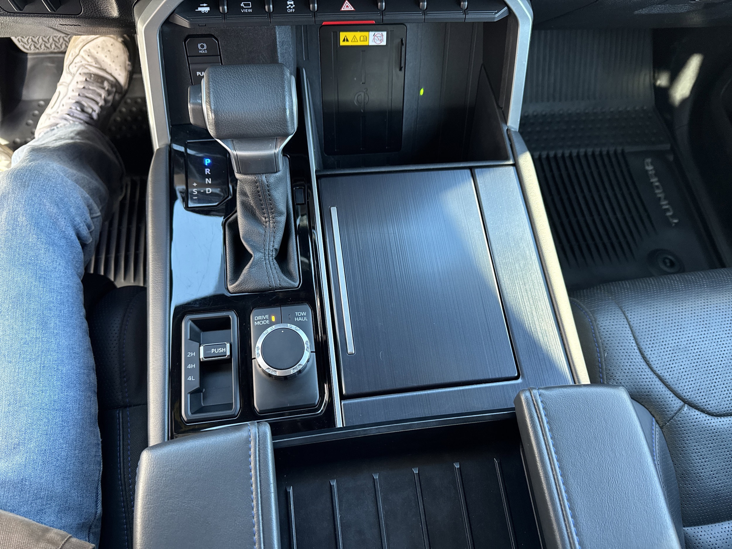 2024 Toyota Tundra Platinum - Photo 21