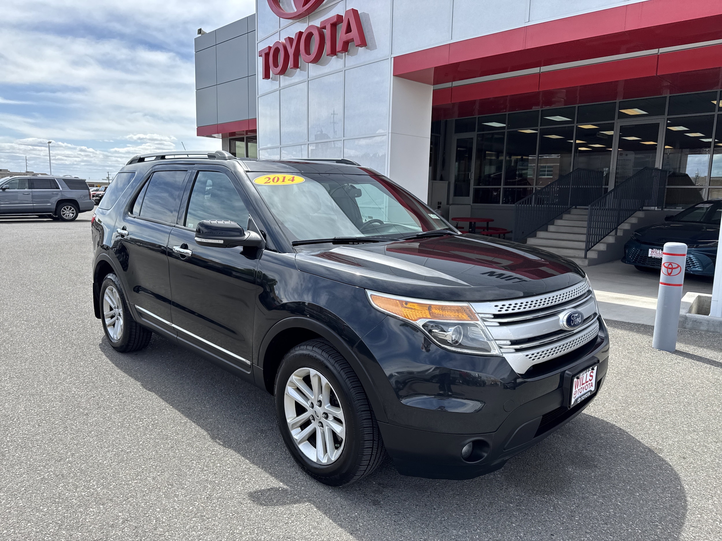 2014 Ford Explorer XLT 4x4's photo