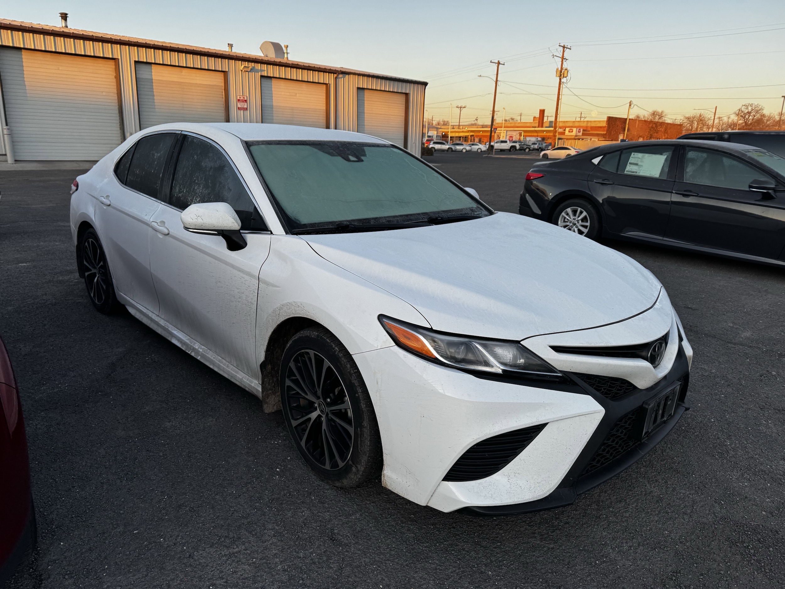 2020 Toyota Camry SE