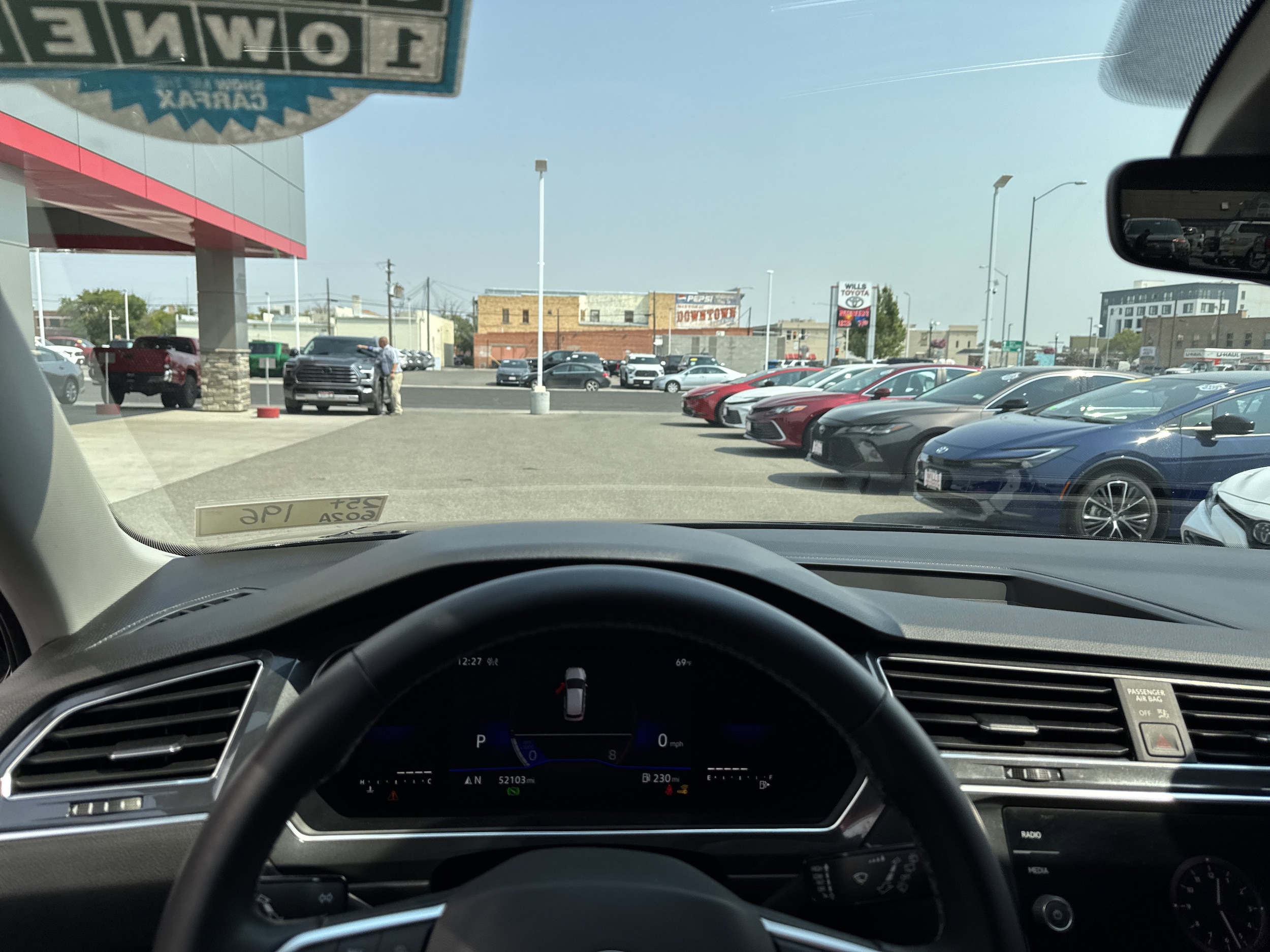 2022 Volkswagen Tiguan SE photo 3