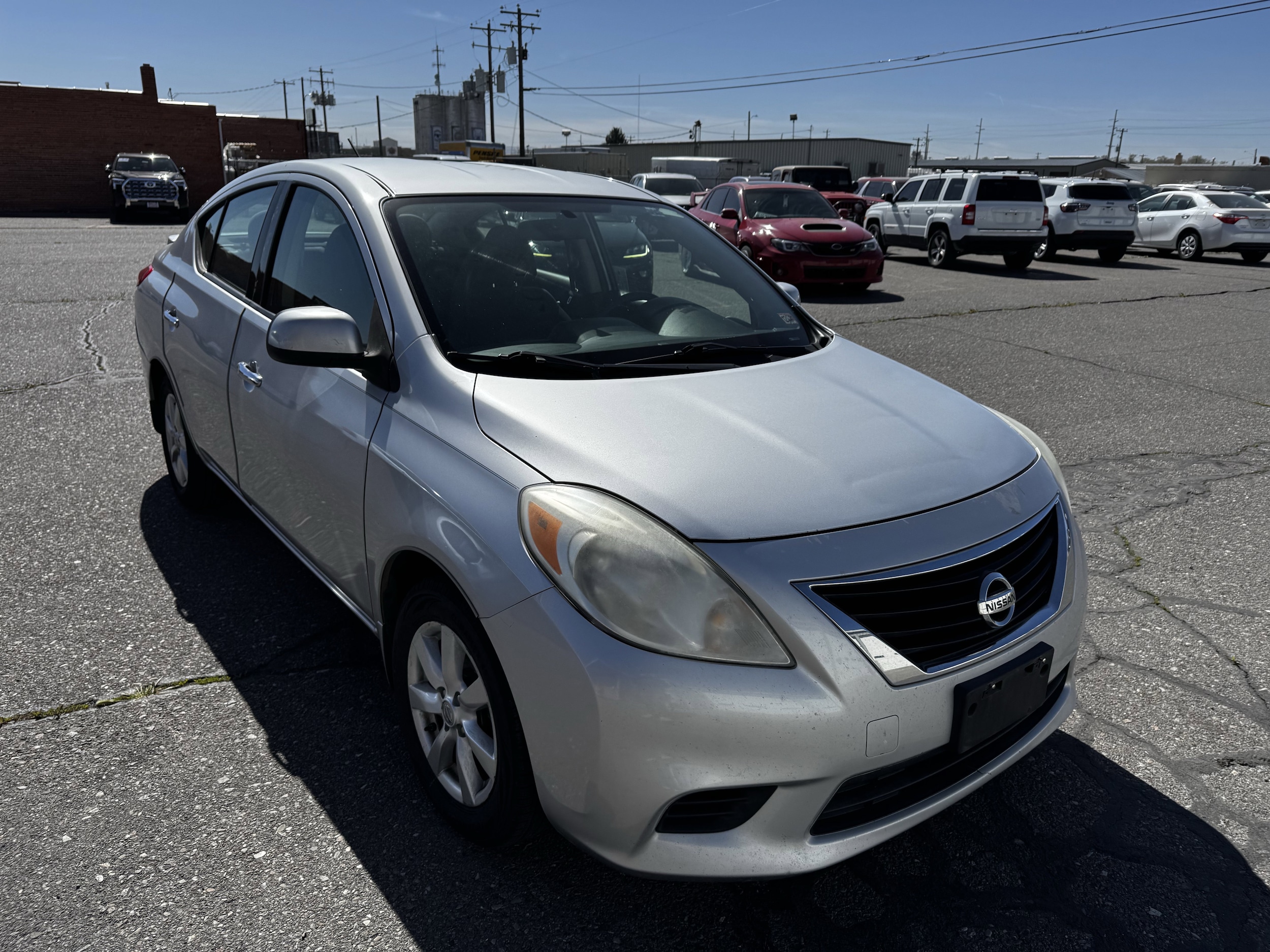 2014 Nissan Versa Sedan SV