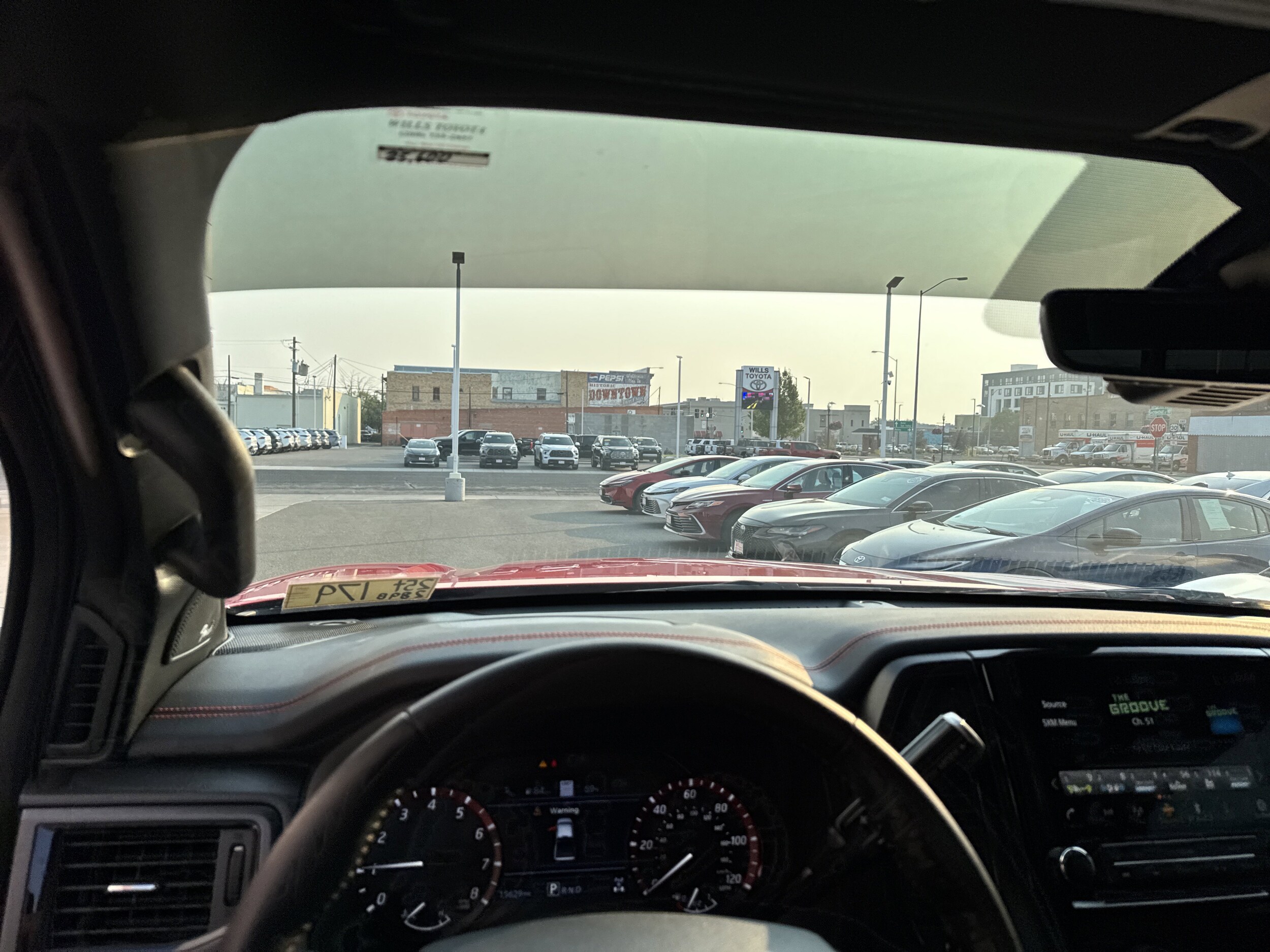 2023 Nissan Titan PRO-4X photo 3