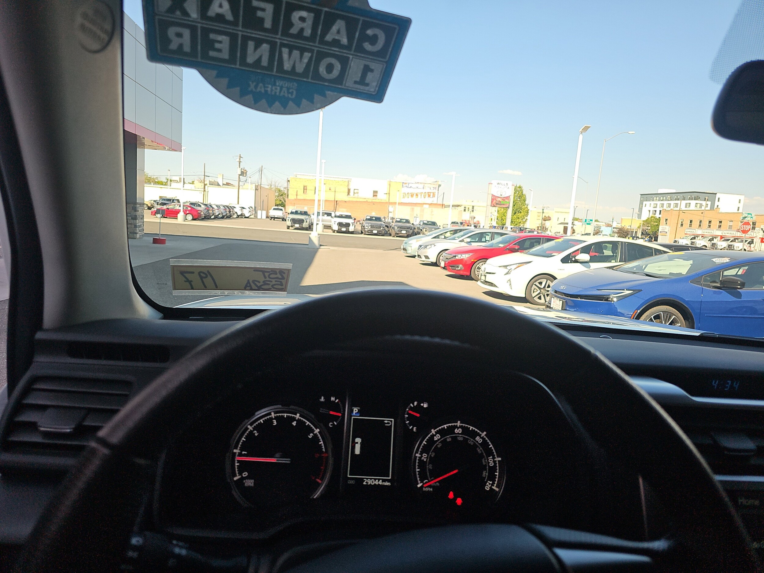 2024 Toyota 4Runner Limited photo 2